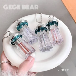خط چشم و سایه فضایی gege bear